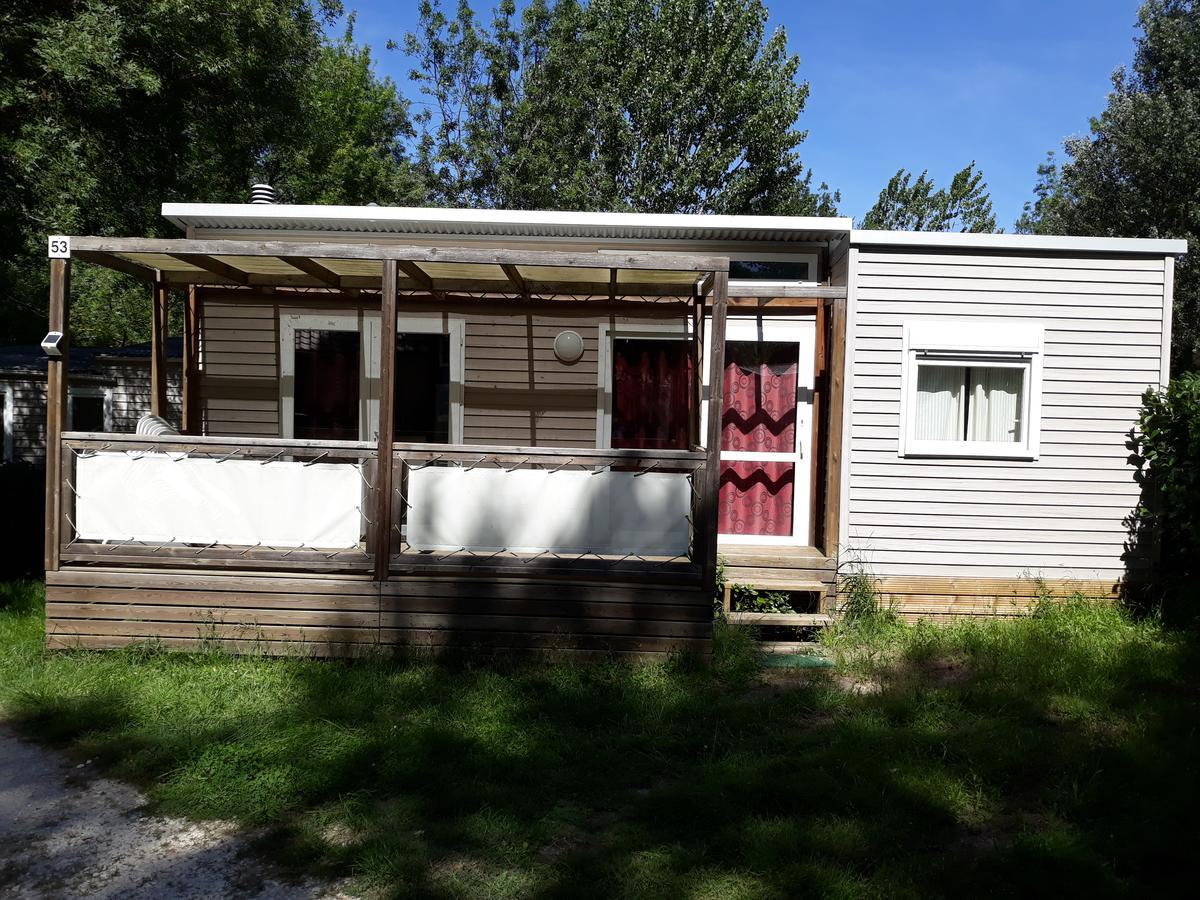 Camping Le Pre Saint-Andre Souvignargues Ngoại thất bức ảnh